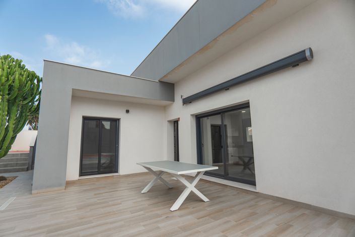 Image No.3-2 Bed Villa for sale