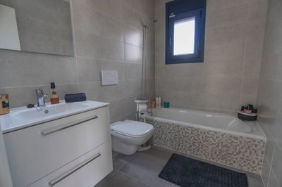 o1j3658h3v1e9bj44kg314791pck41