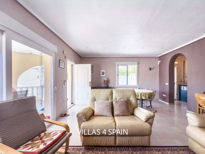 Image No.25-4 Bed Villa for sale