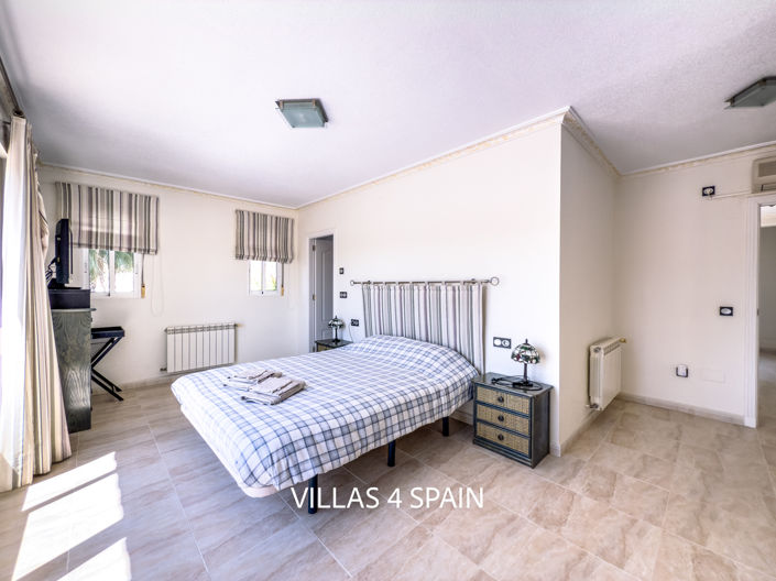 Image No.41-4 Bed Villa for sale