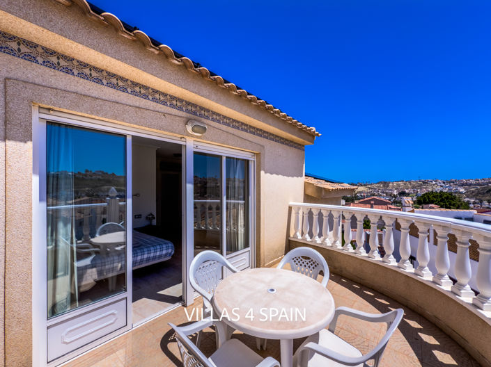 Image No.43-4 Bed Villa for sale