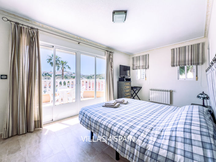 Image No.47-4 Bed Villa for sale