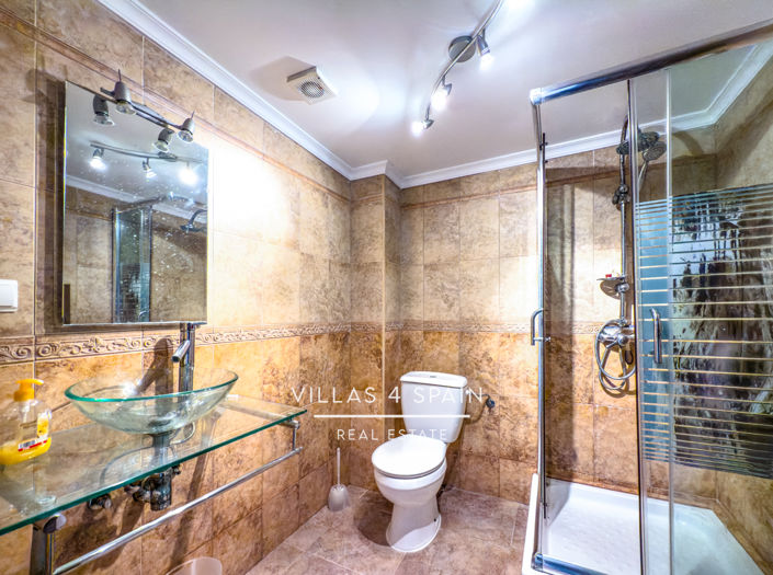 Image No.38-12 Bed Villa for sale