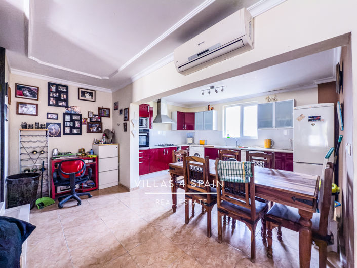 Image No.42-12 Bed Villa for sale