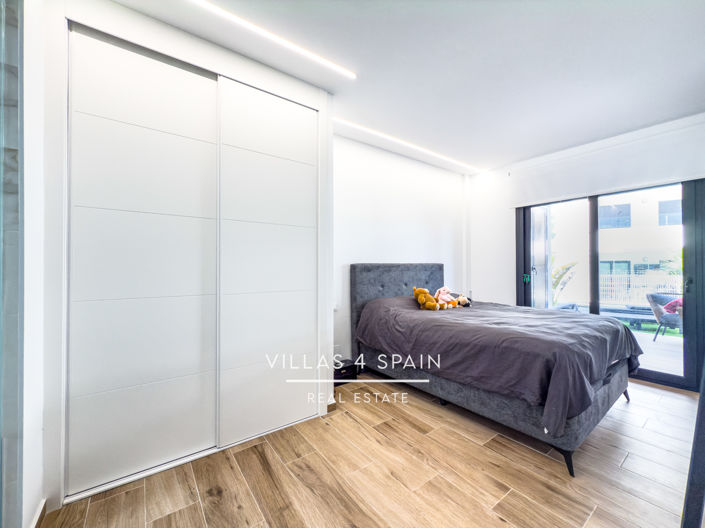 Image No.30-2 Bed Apartment for sale