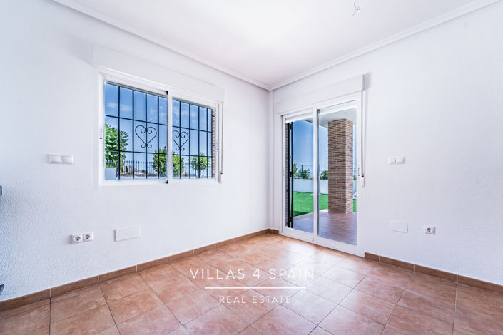 Image No.31-3 Bed Villa for sale