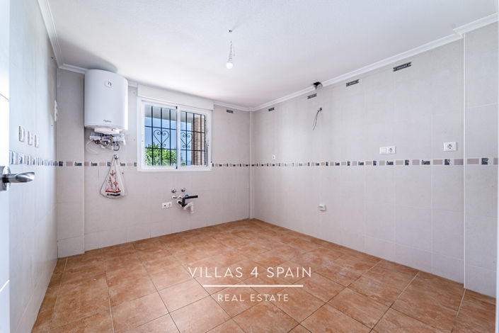 Image No.35-3 Bed Villa for sale