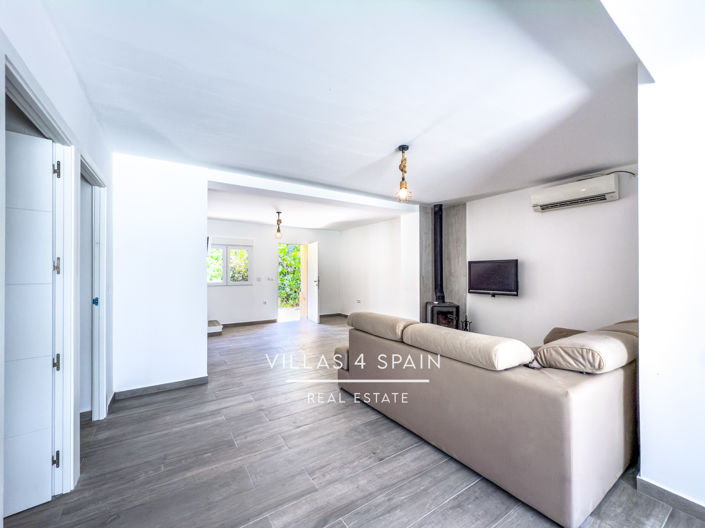 Image No.11-4 Bed Property for sale