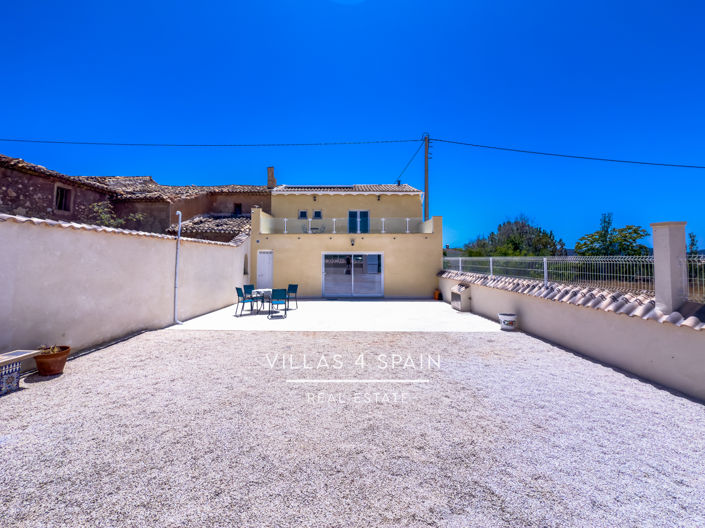 Image No.29-4 Bed Property for sale