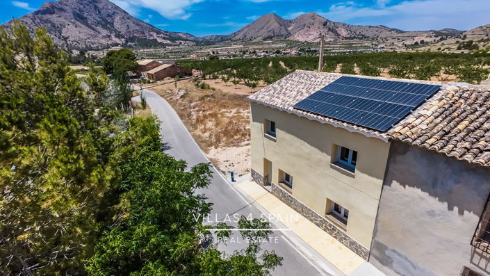 Image No.6-4 Bed Property for sale