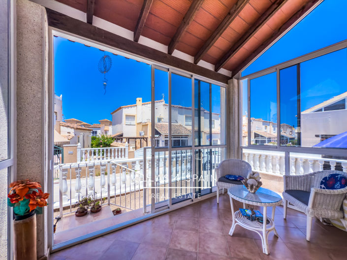 Image No.14-3 Bed Property for sale