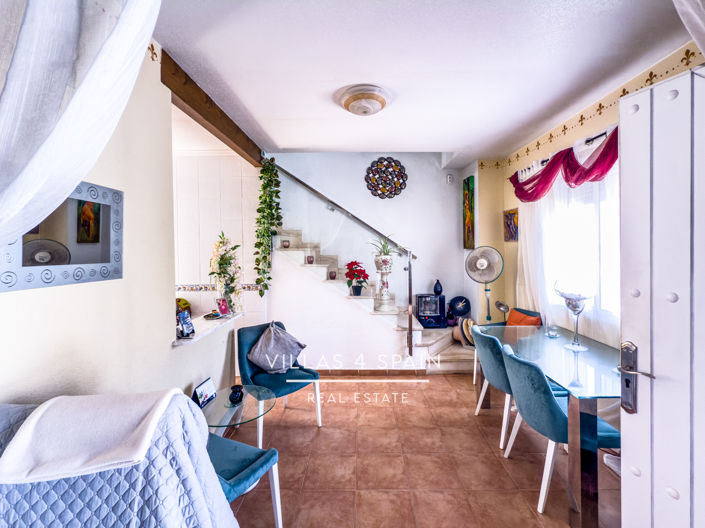 Image No.20-3 Bed Property for sale