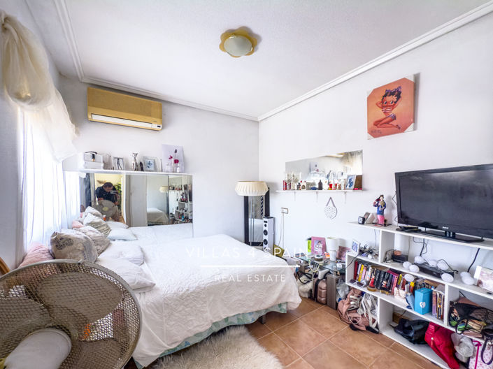 Image No.34-3 Bed Property for sale