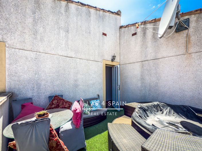 Image No.38-3 Bed Property for sale