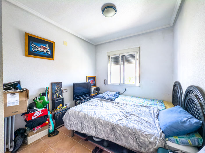 Image No.41-3 Bed Property for sale