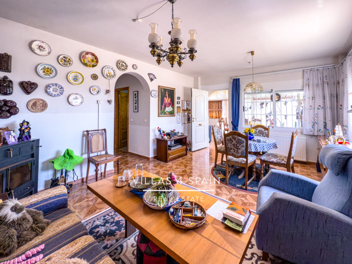 Image No.20-2 Bed Villa for sale