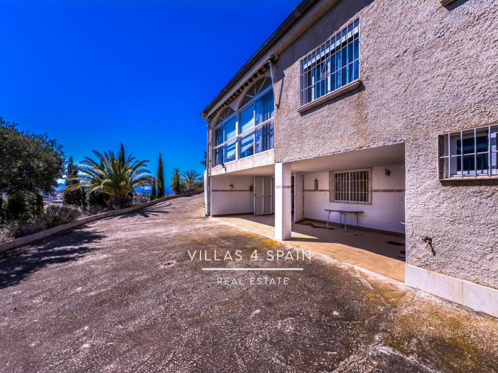 Image No.45-2 Bed Villa for sale