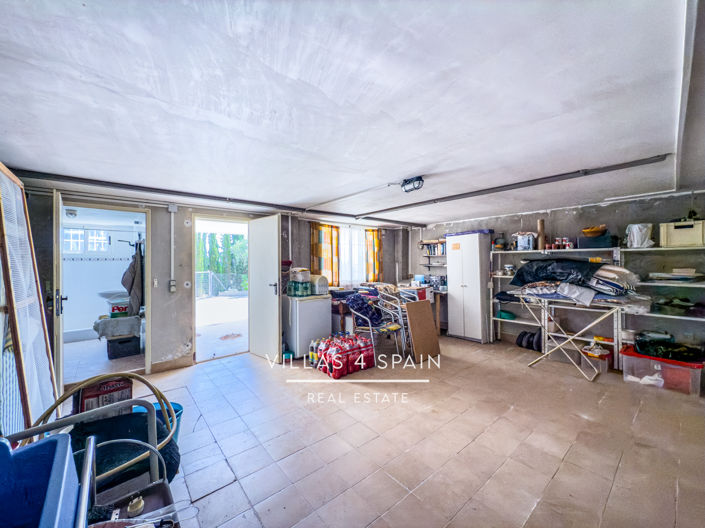 Image No.48-2 Bed Villa for sale