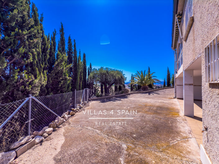 Image No.57-2 Bed Villa for sale