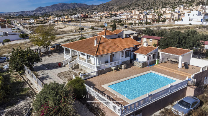 Image No.1-3 Bed Villa for sale