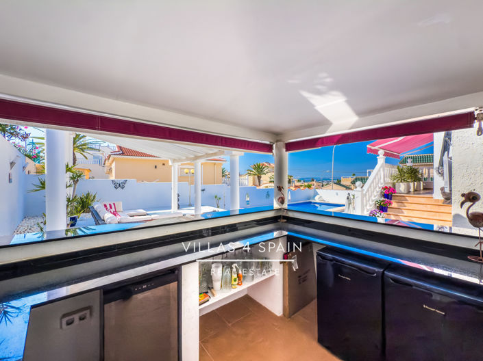 Image No.18-4 Bed Villa for sale