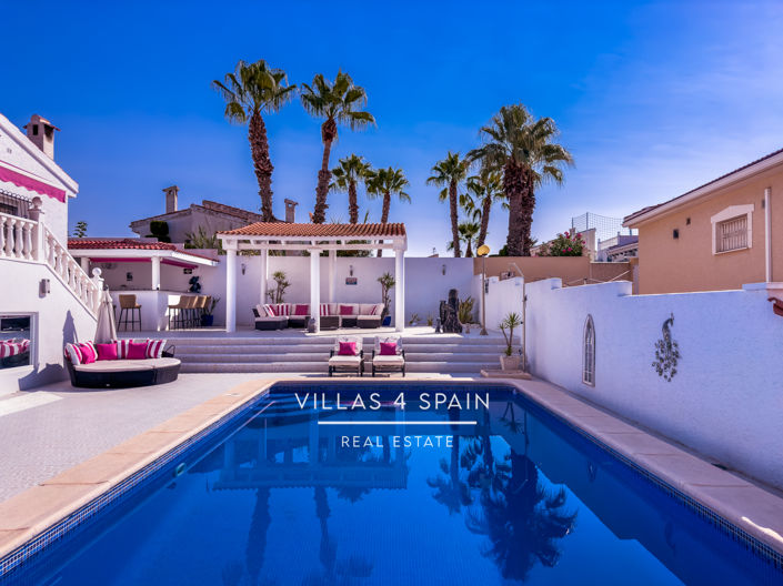 Image No.21-4 Bed Villa for sale