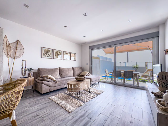 Image No.18-3 Bed Villa for sale