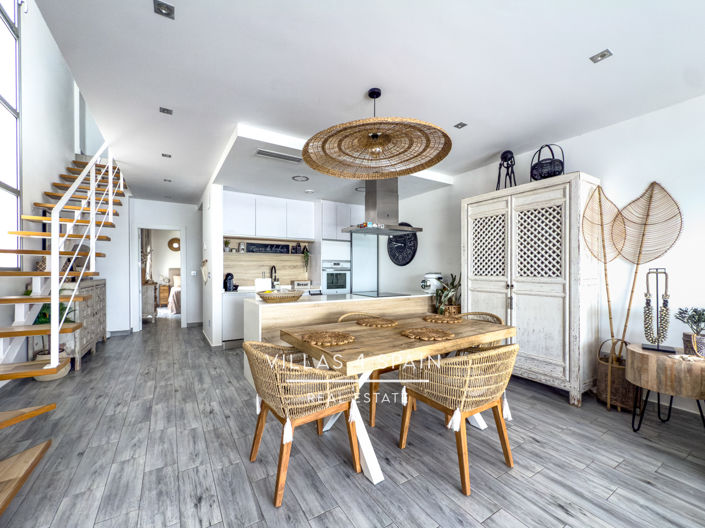 Image No.22-3 Bed Villa for sale