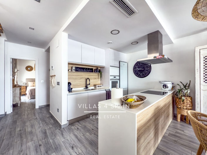 Image No.30-3 Bed Villa for sale