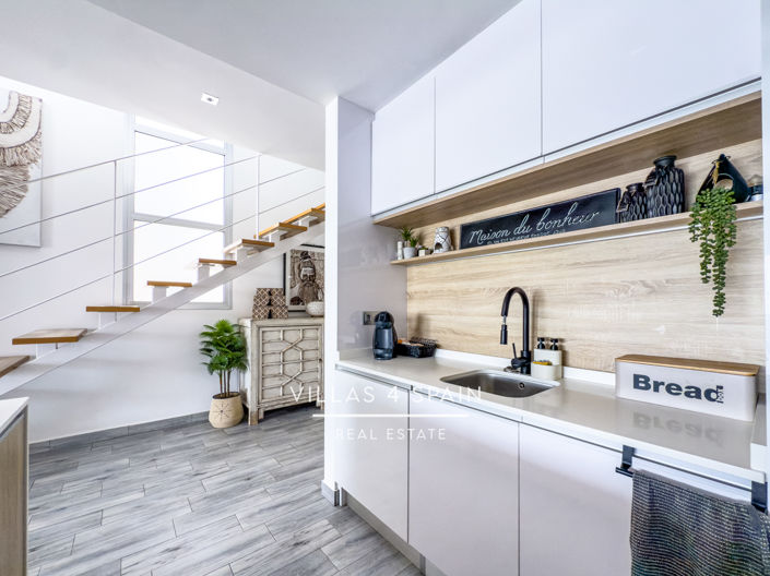 Image No.26-3 Bed Villa for sale