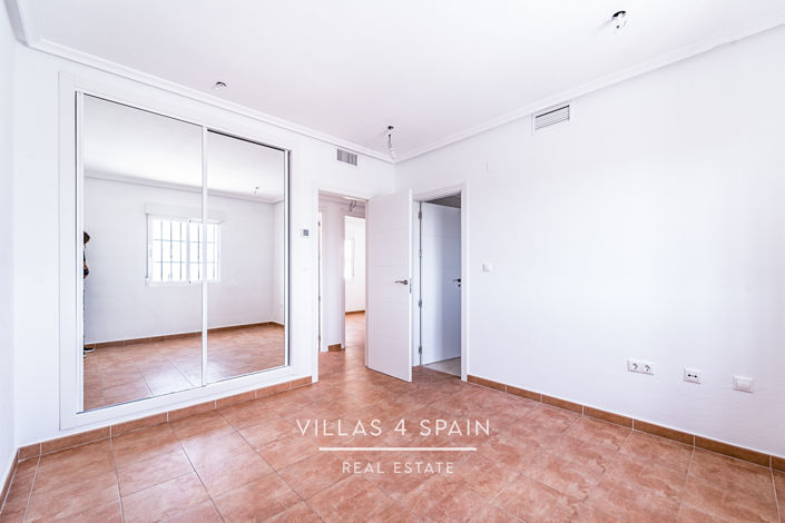 Image No.42-3 Bed Villa for sale