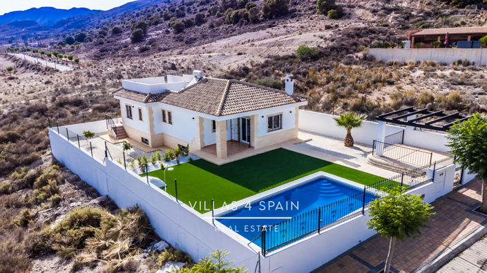 Image No.62-3 Bed Villa for sale