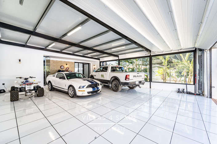 Image No.3-3 Bed Villa for sale