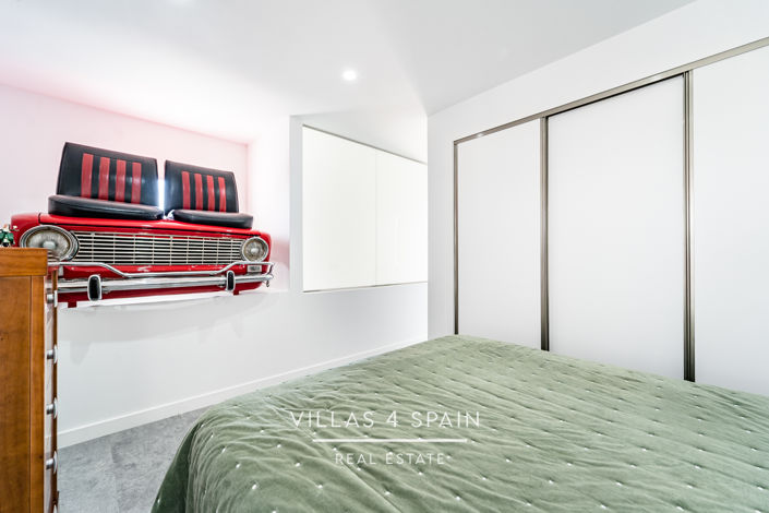 Image No.22-3 Bed Villa for sale