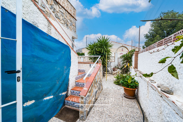 Image No.29-4 Bed Villa for sale