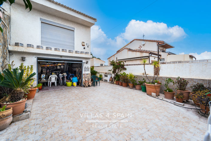 Image No.44-4 Bed Villa for sale