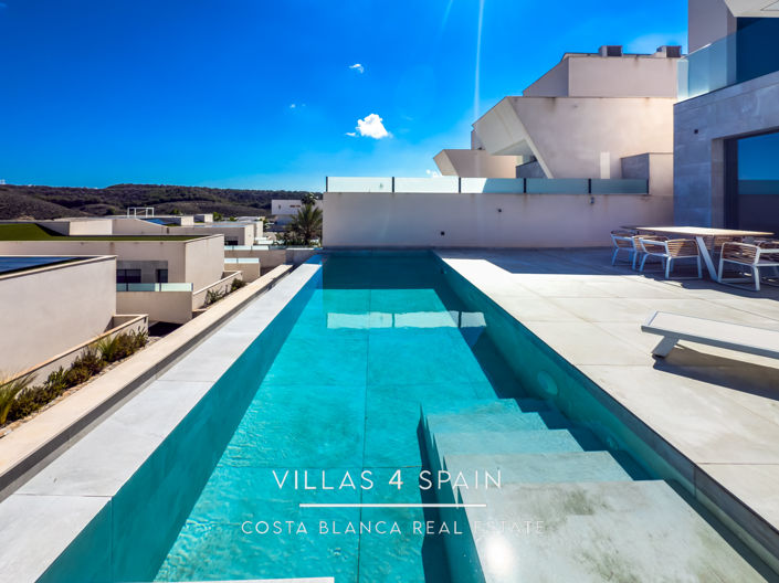 Image No.19-4 Bed Villa for sale