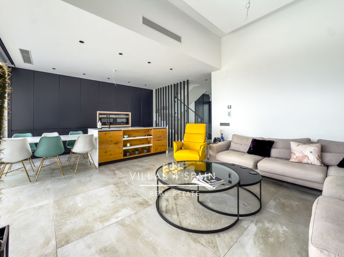 Image No.24-4 Bed Villa for sale