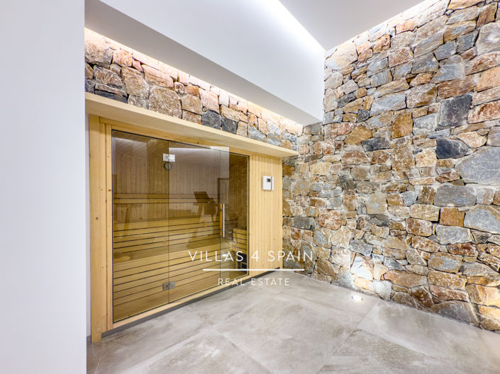 Image No.51-4 Bed Villa for sale