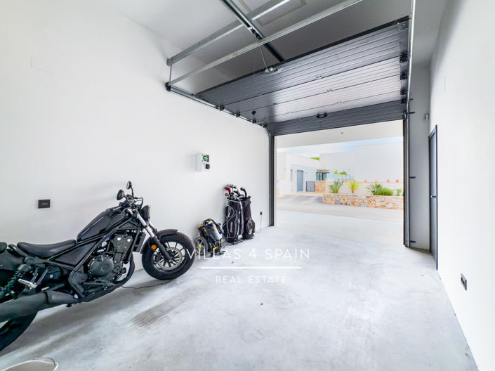 Image No.53-4 Bed Villa for sale