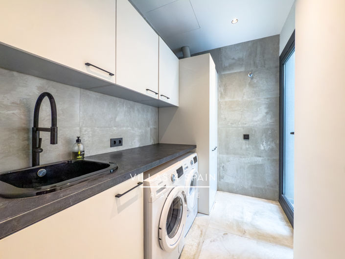 Image No.59-4 Bed Villa for sale