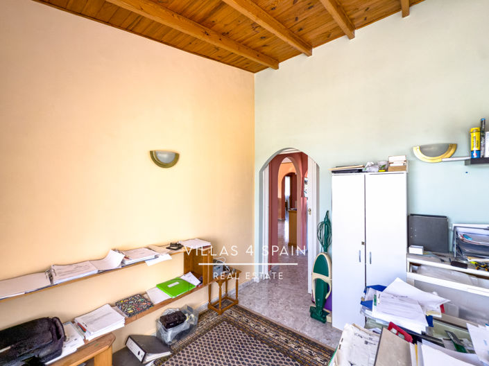 Image No.36-3 Bed Villa for sale