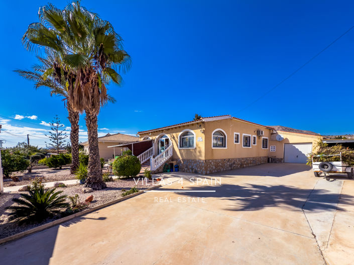 Image No.6-3 Bed Villa for sale