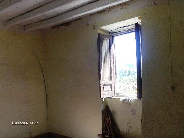 Image No.37-2 Bed Townhouse for sale