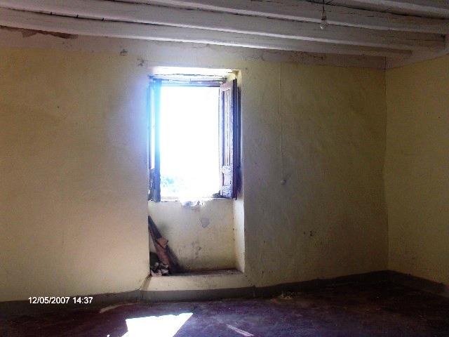 Image No.38-2 Bed Townhouse for sale