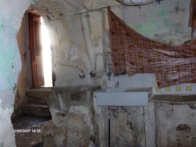 Image No.53-2 Bed Townhouse for sale