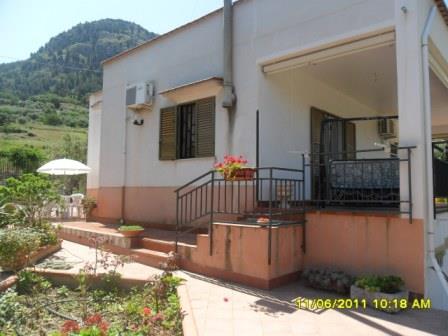 Image No.10-3 Bed Villa / Detached for sale