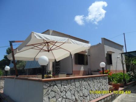 Image No.14-3 Bed Villa / Detached for sale