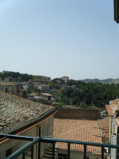 Image No.29-4 Bed Townhouse for sale