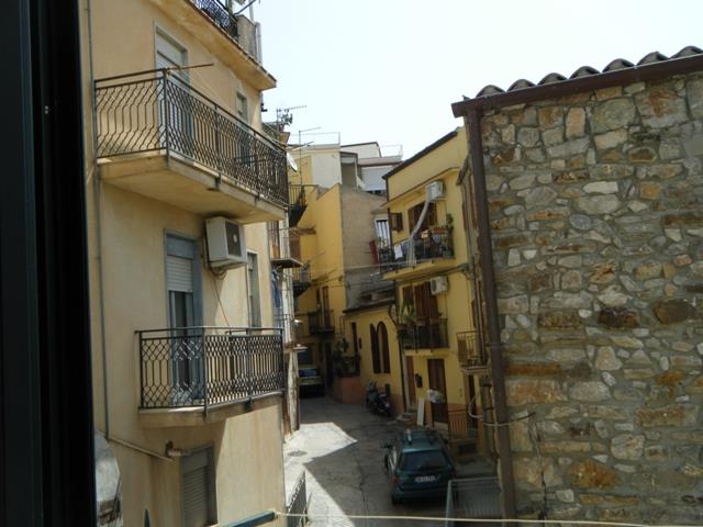 Image No.31-4 Bed Townhouse for sale